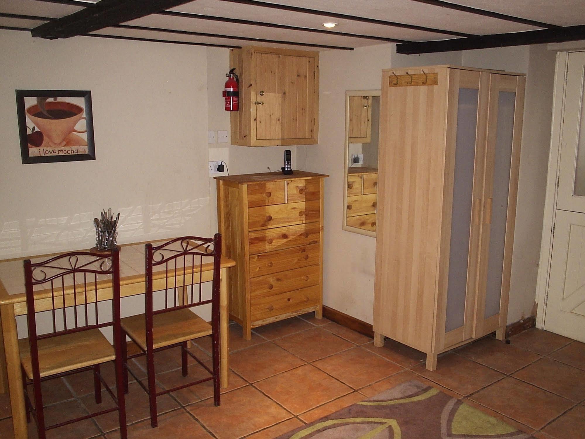 Ryvington Apartments Abergavenny Zewnętrze zdjęcie